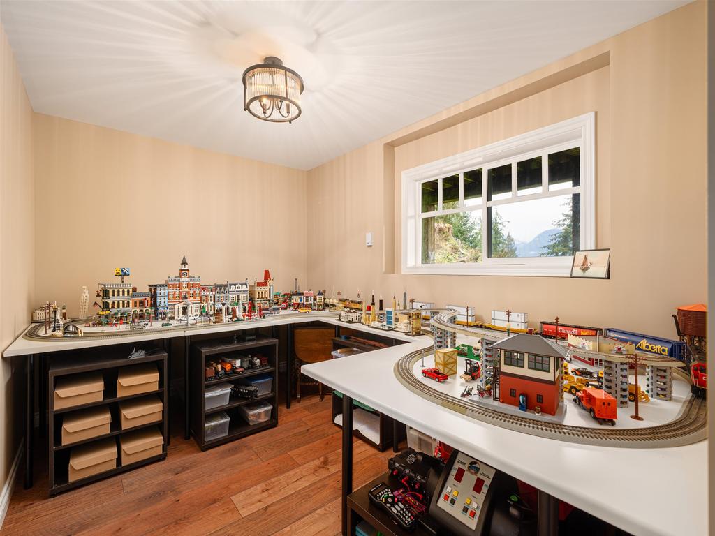 Listing Image for R3076533