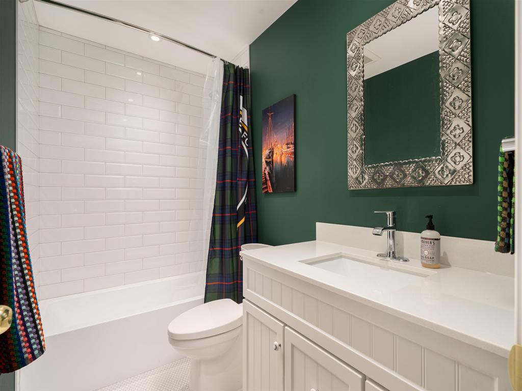 Listing Image for R3076533