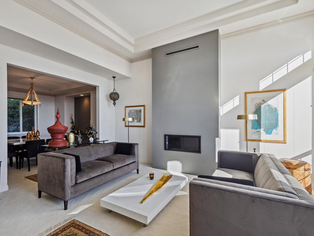 Listing Image for R3076537