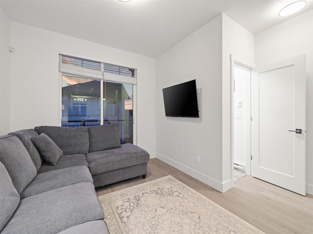 Listing Image for R3076567