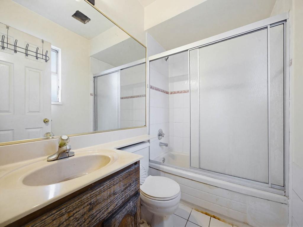 Listing Image for R3076598