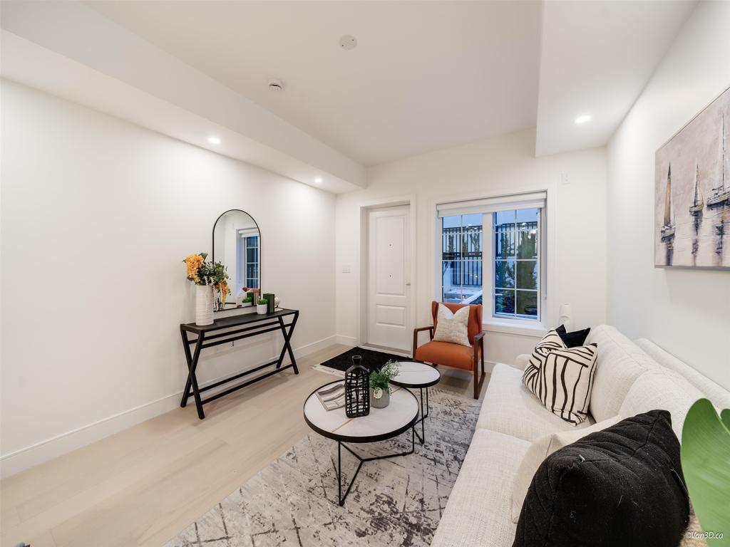 Listing Image for R3076611