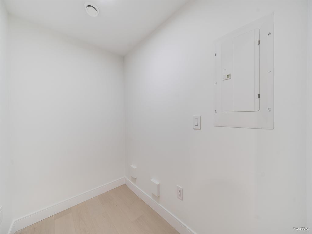 Listing Image for R3076611