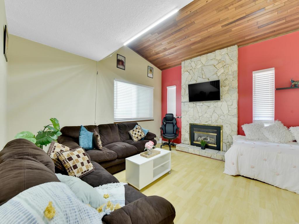 Listing Image for R3076676