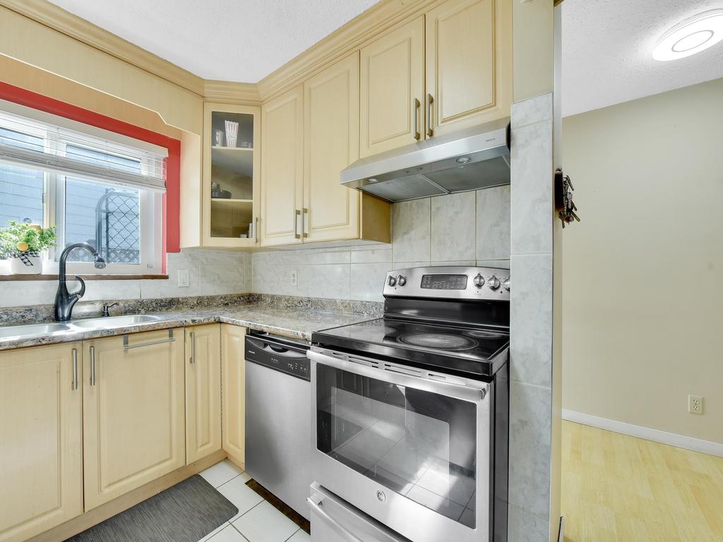 Listing Image for R3076676