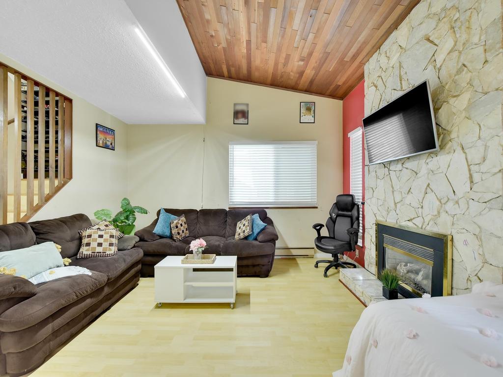 Listing Image for R3076676