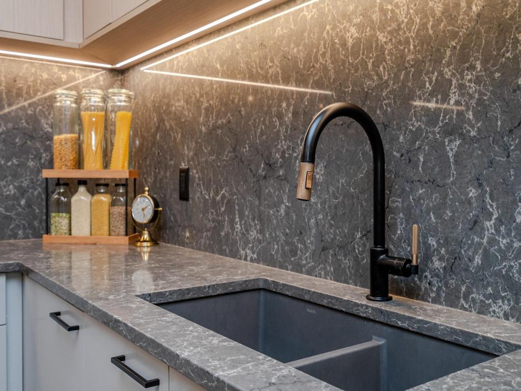 Listing Image for R3076679