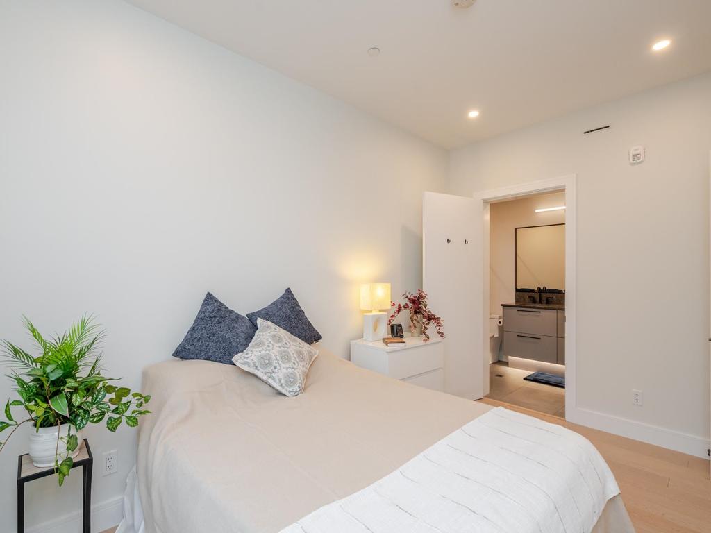 Listing Image for R3076679