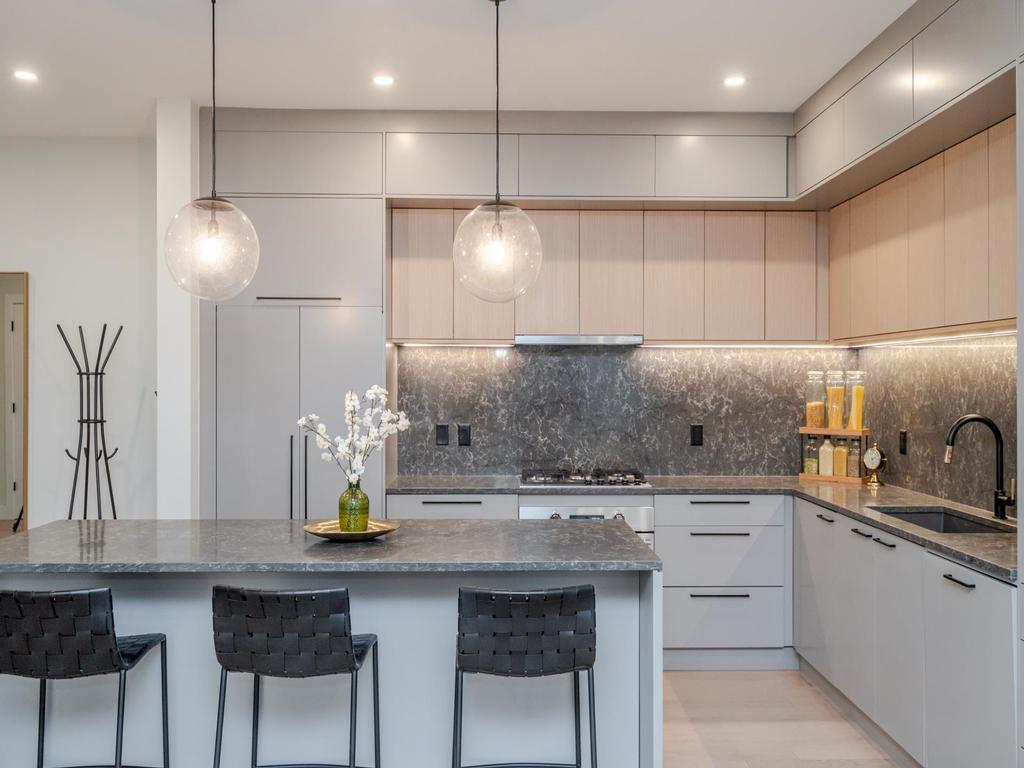 Listing Image for R3076679