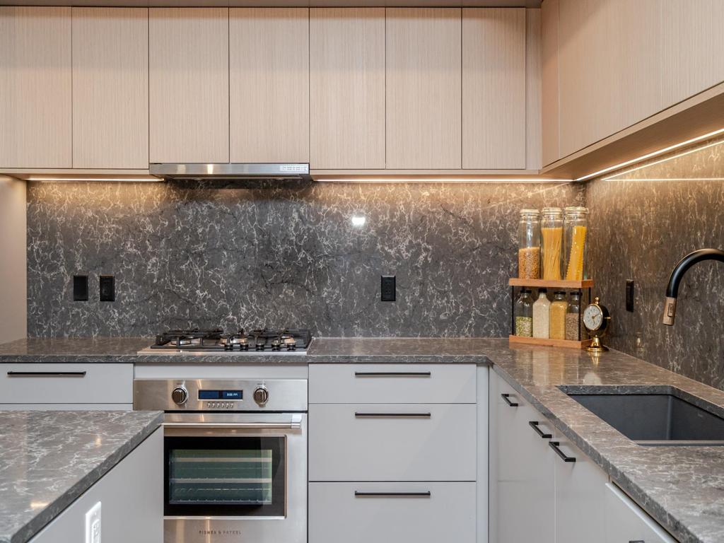 Listing Image for R3076679