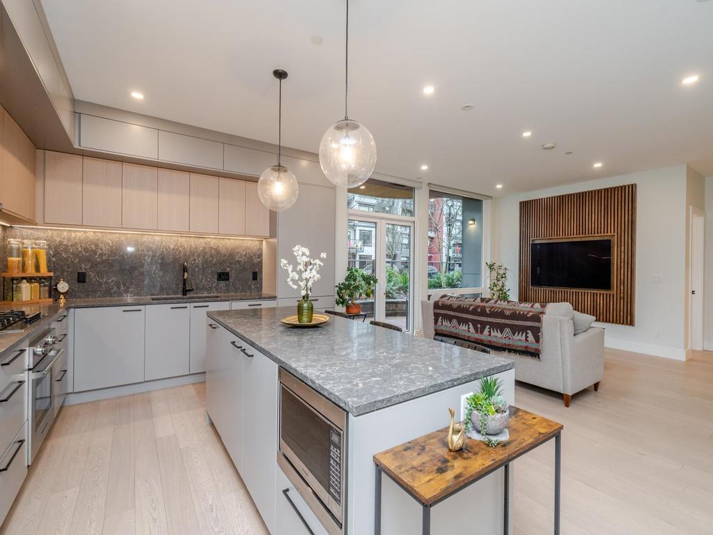 Listing Image for R3076679