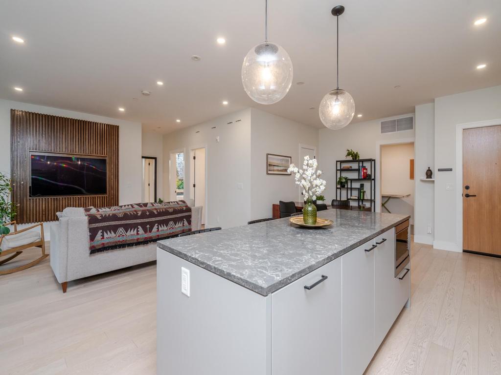 Listing Image for R3076679