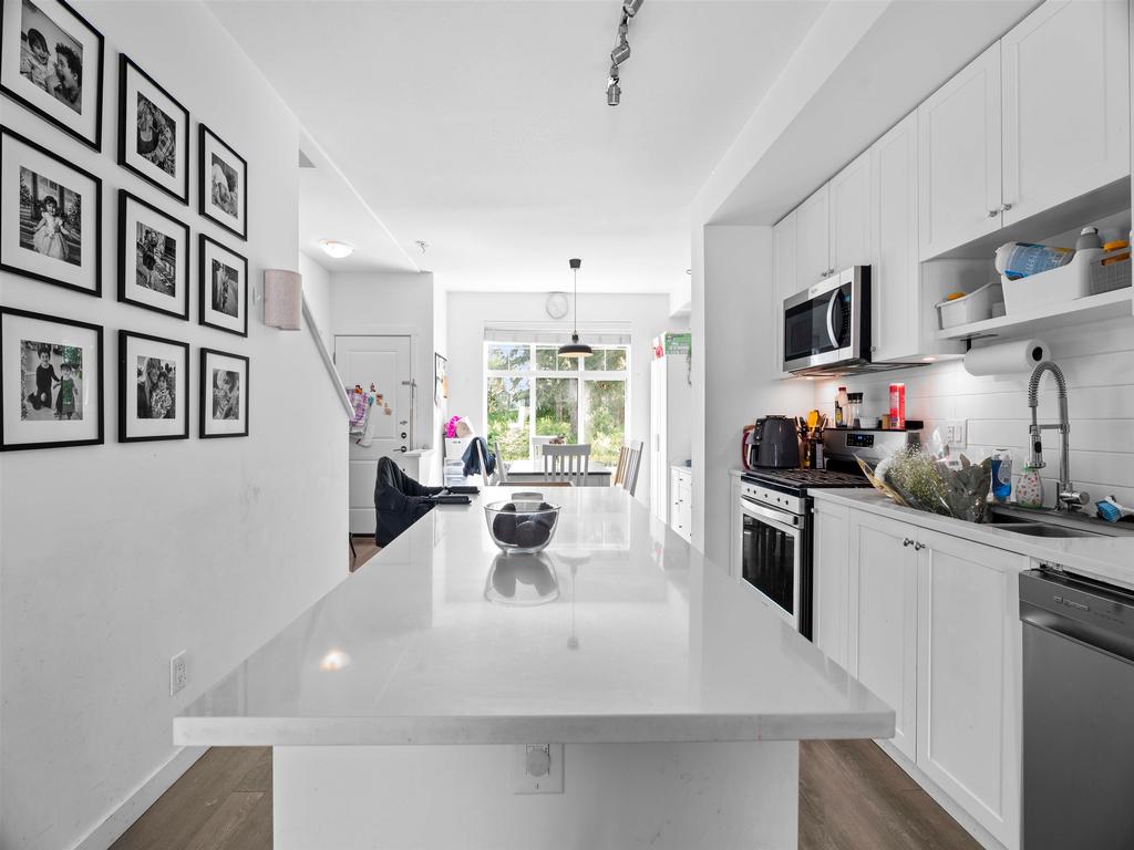 Listing Image for R3076685