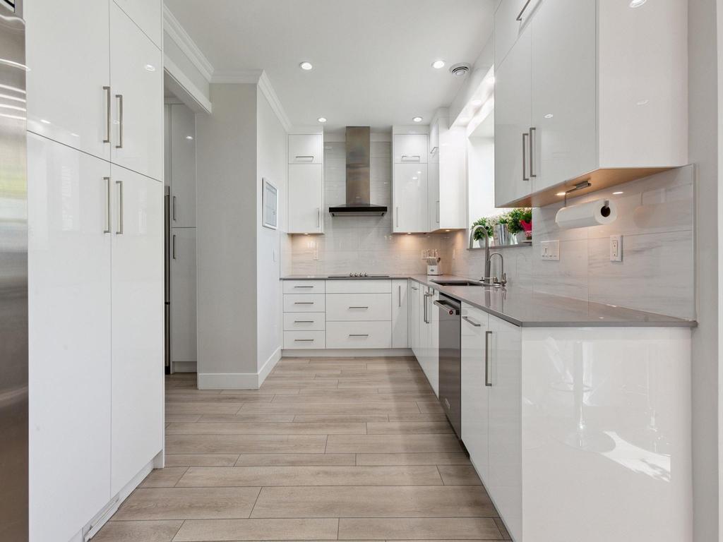 Listing Image for R3076760