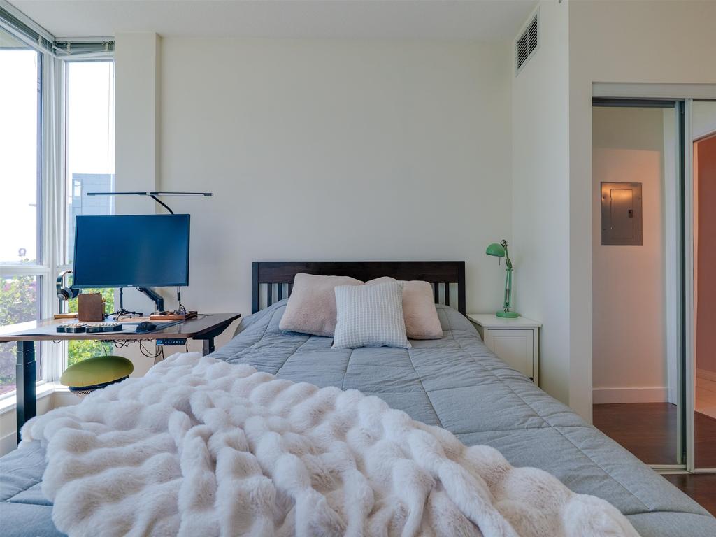 Listing Image for R3076778