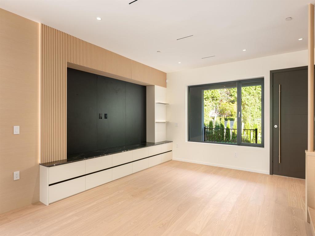 Listing Image for R3076835