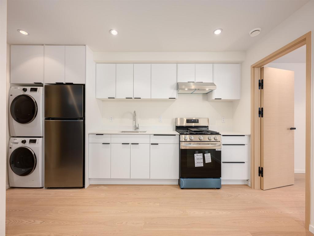 Listing Image for R3076835