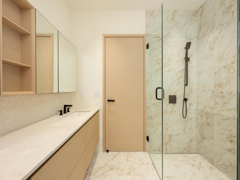 Listing Image for R3076835