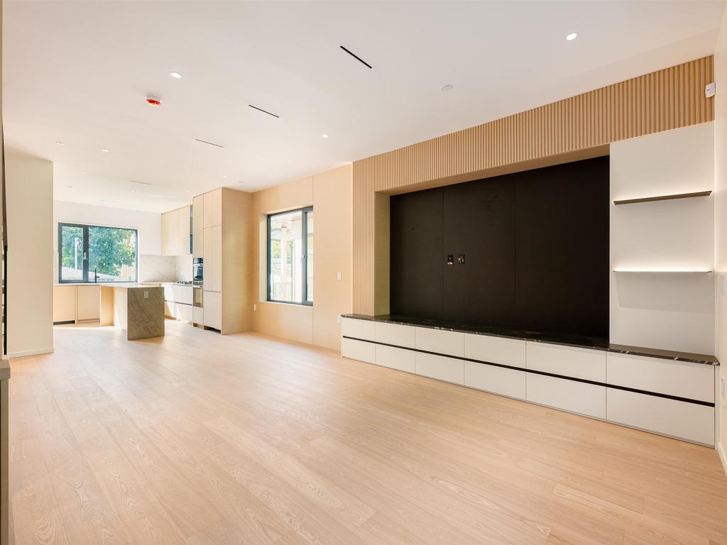 Listing Image for R3076835