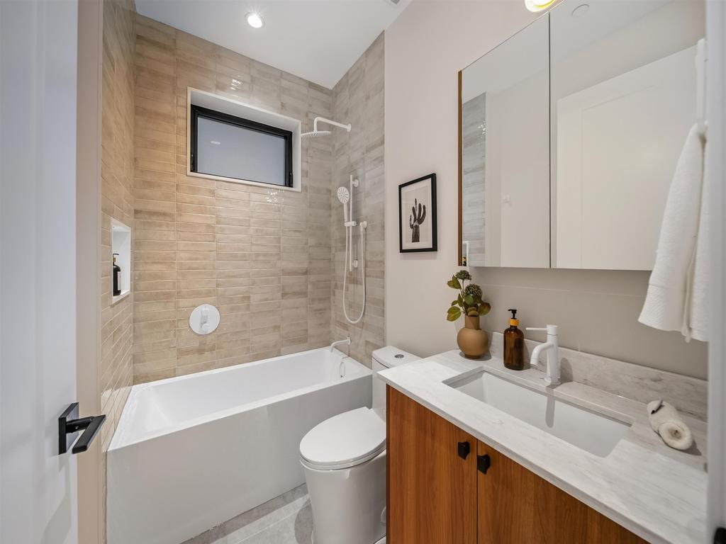 Listing Image for R3076864