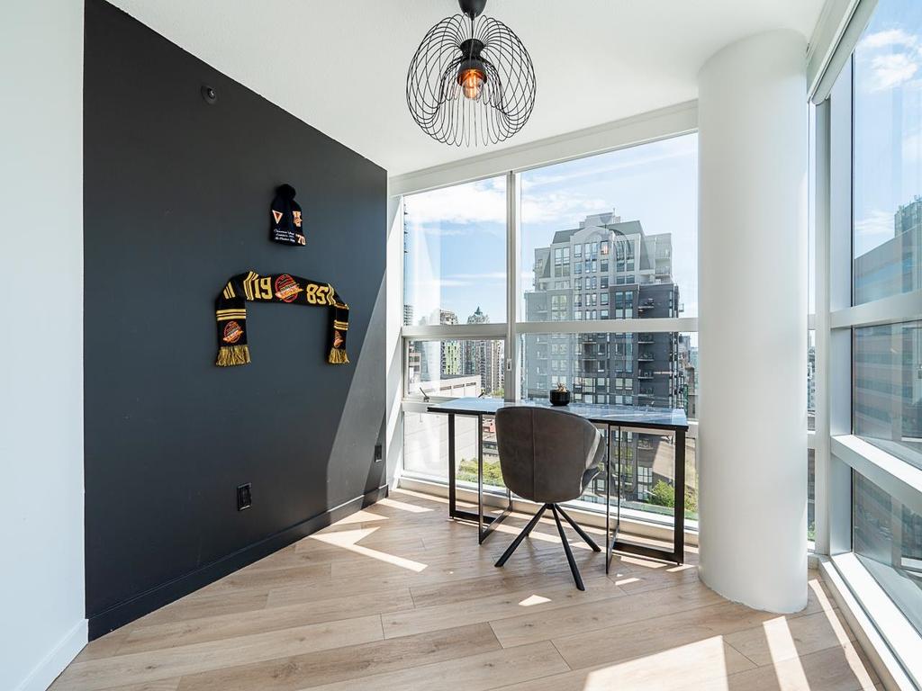 Listing Image for R3076877