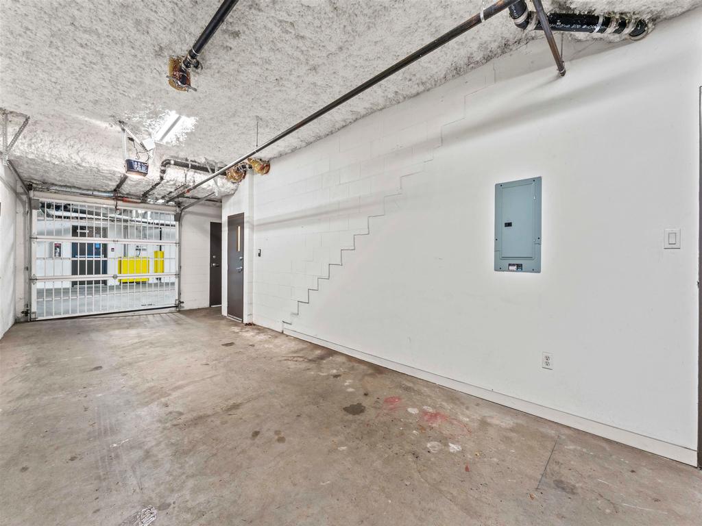 Listing Image for R3076882