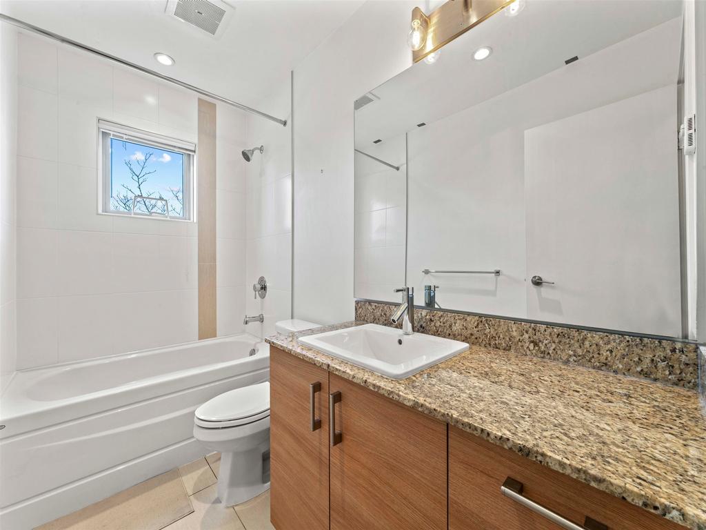 Listing Image for R3076882