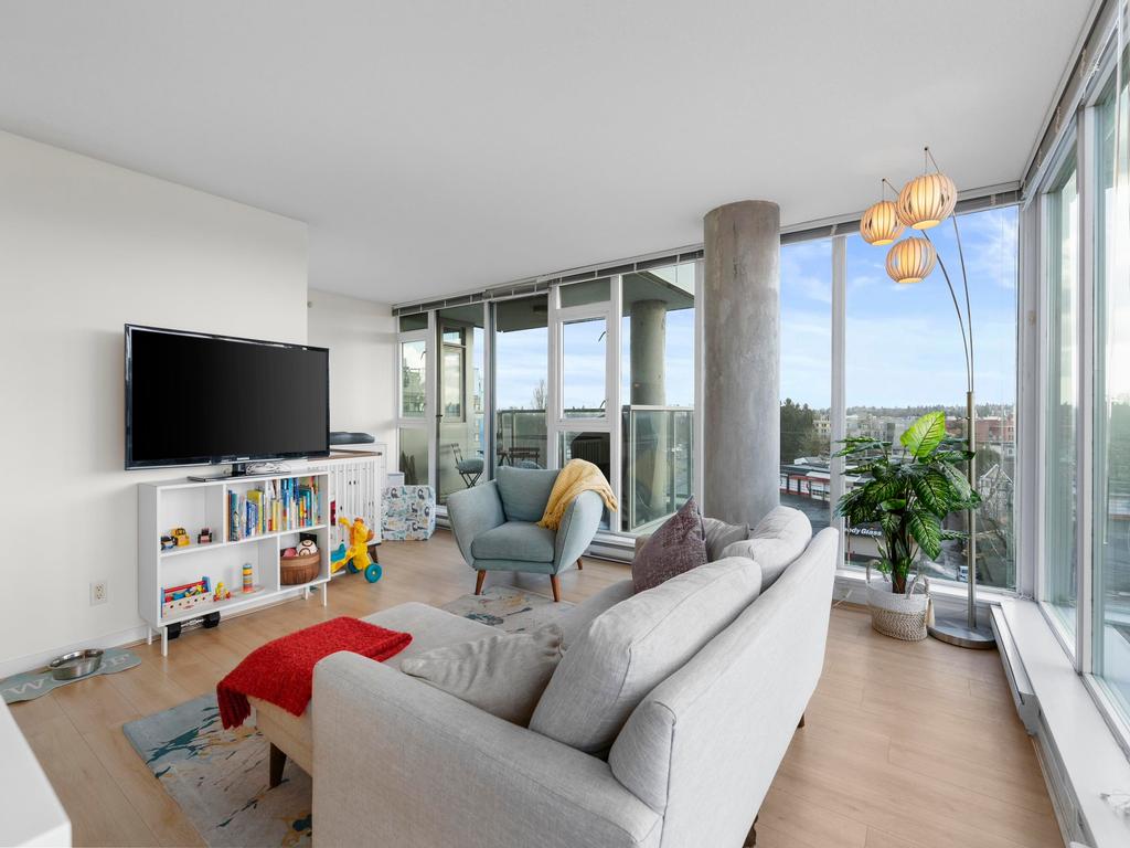 Listing Image for R3076925