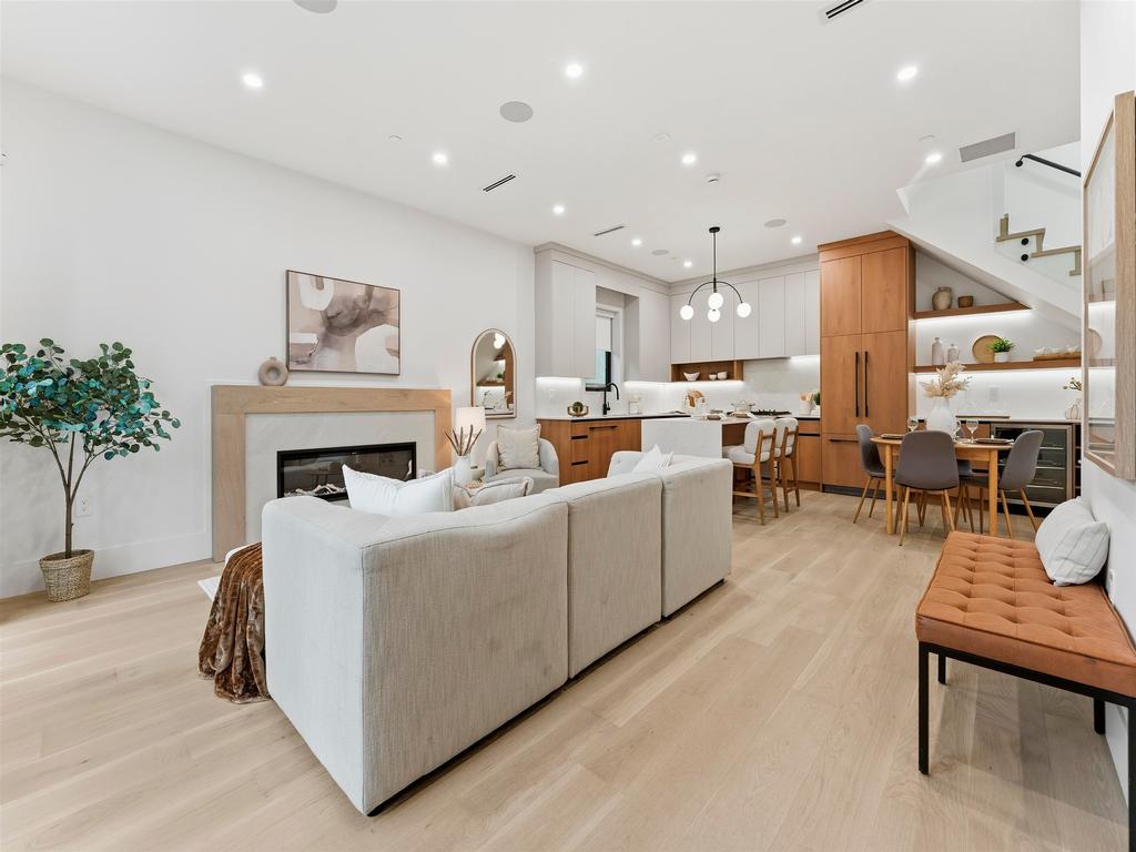 Listing Image for R3076932