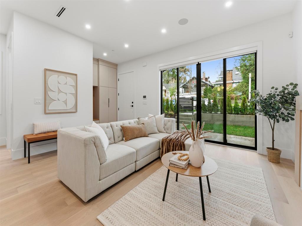 Listing Image for R3076932