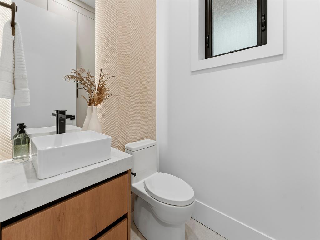 Listing Image for R3076954