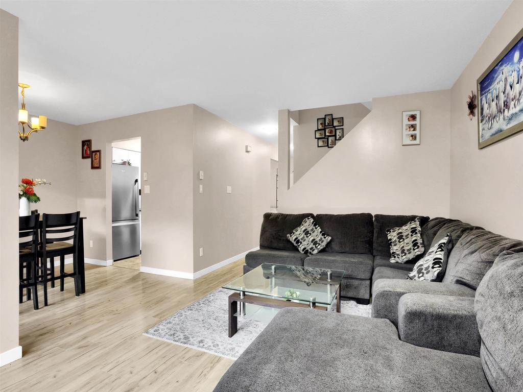 Listing Image for R3076980