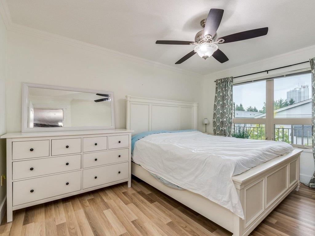 Listing Image for R3077011