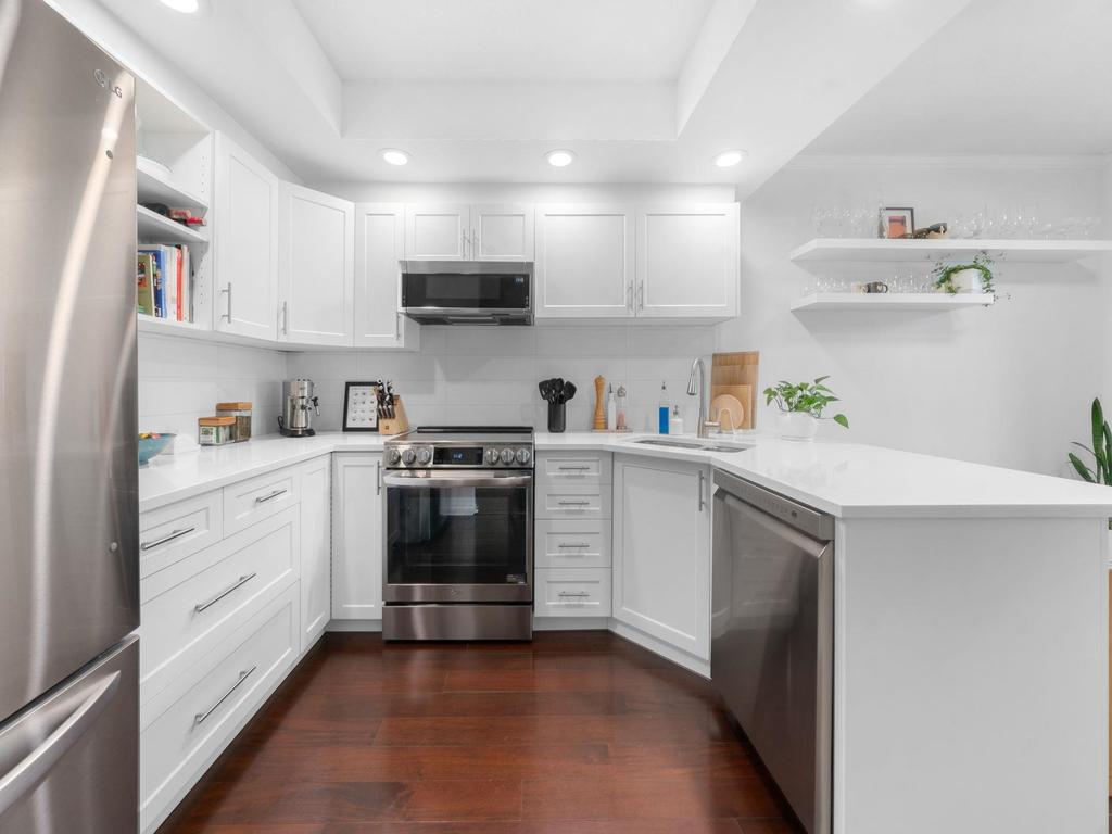 Listing Image for R3077018