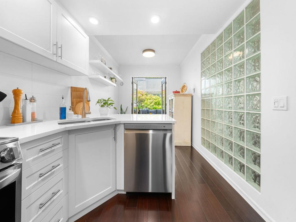 Listing Image for R3077018