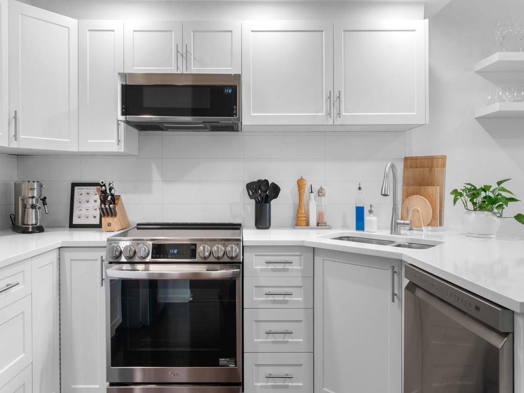 Listing Image for R3077018