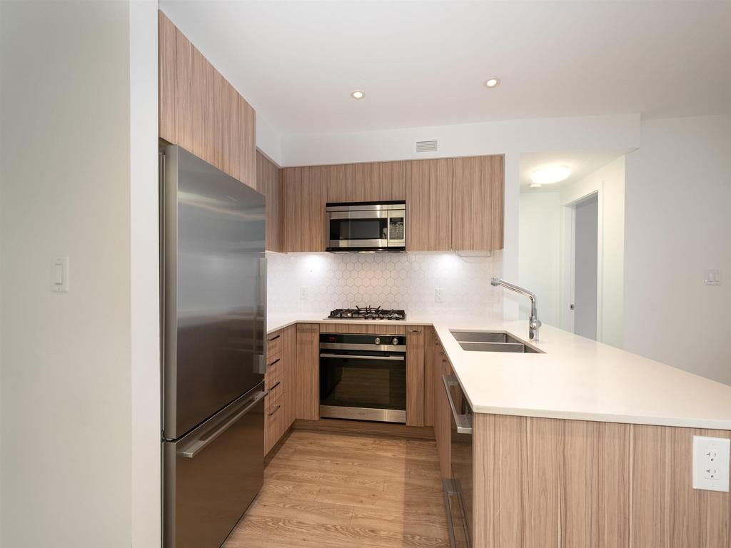 Listing Image for R3077031