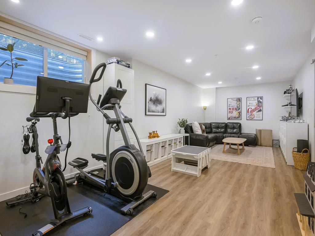 Listing Image for R3077055