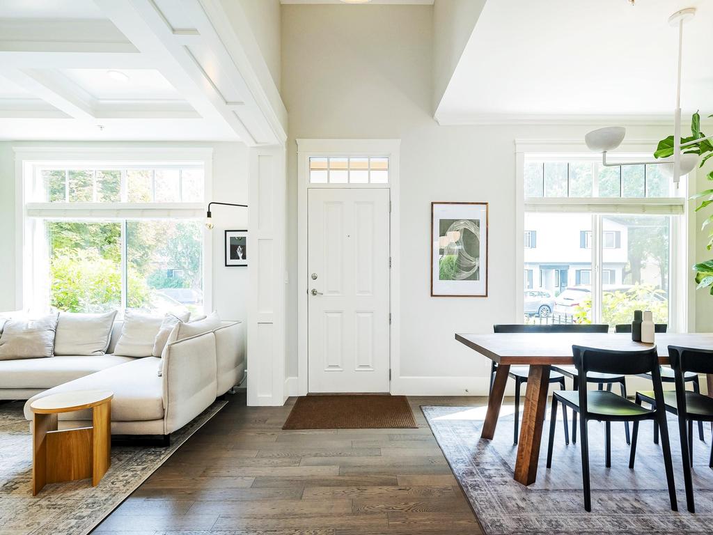 Listing Image for R3077055