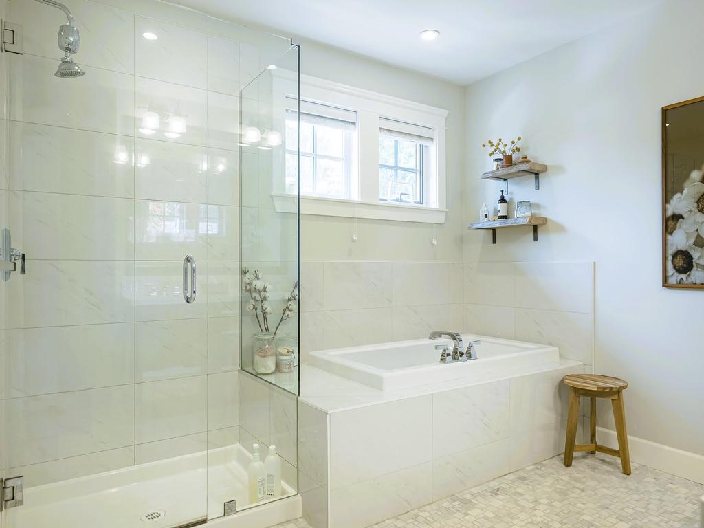 Listing Image for R3077055