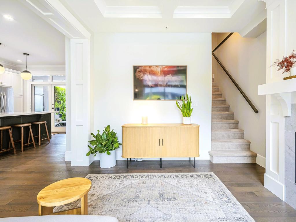 Listing Image for R3077055