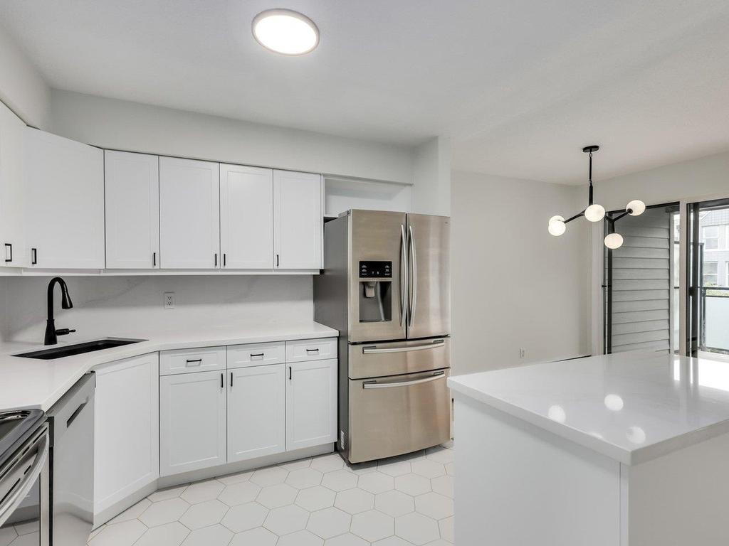 Listing Image for R3077058