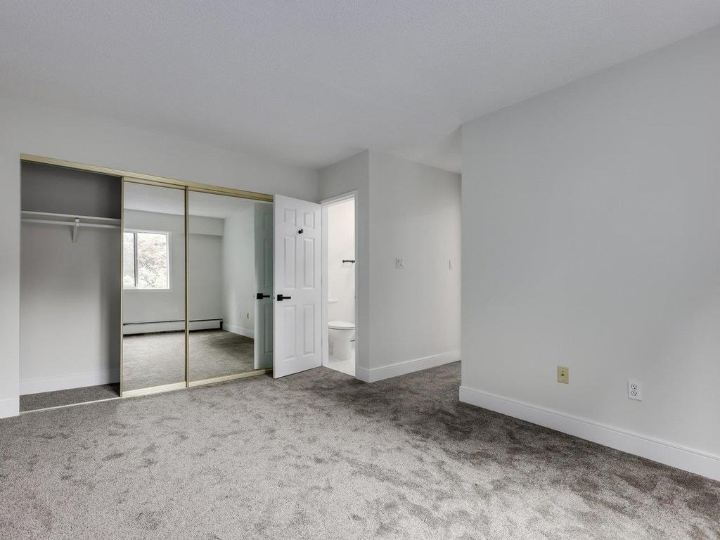 Listing Image for R3077058