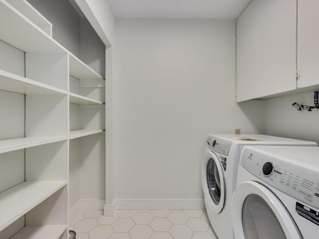 Listing Image for R3077058