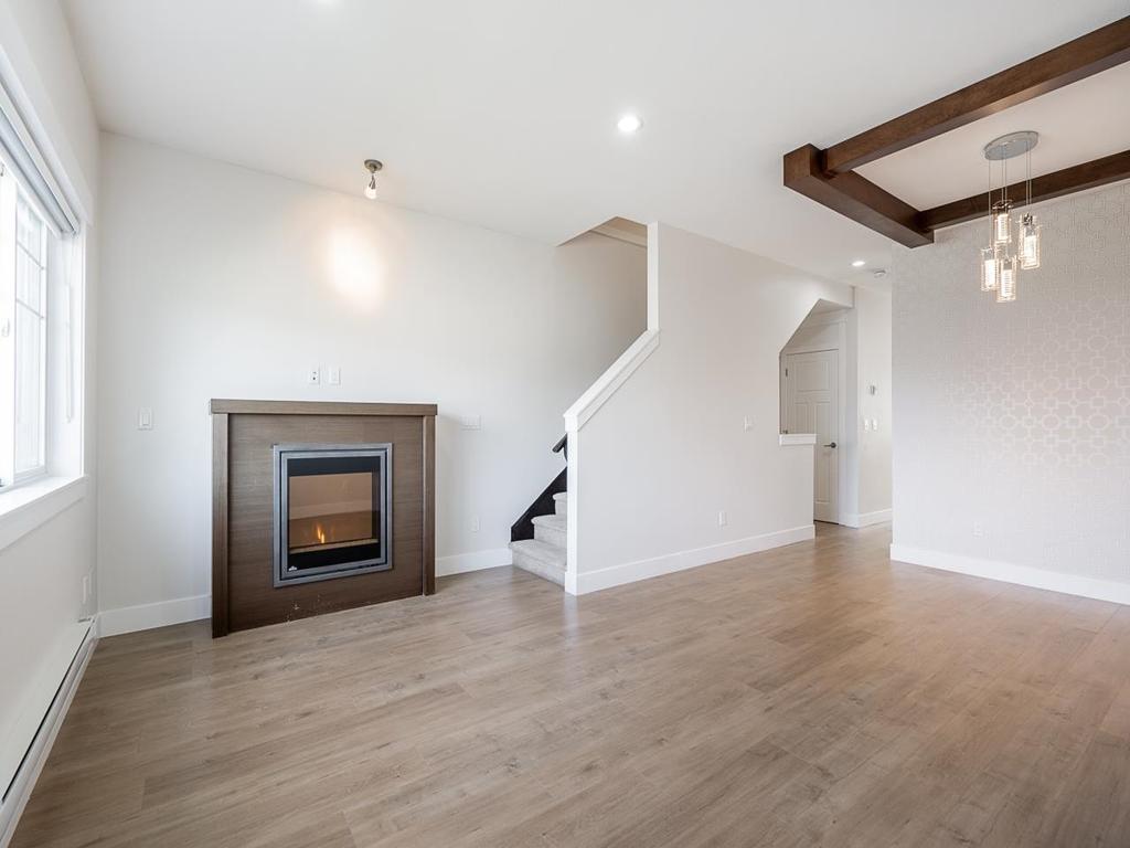 Listing Image for R3077067