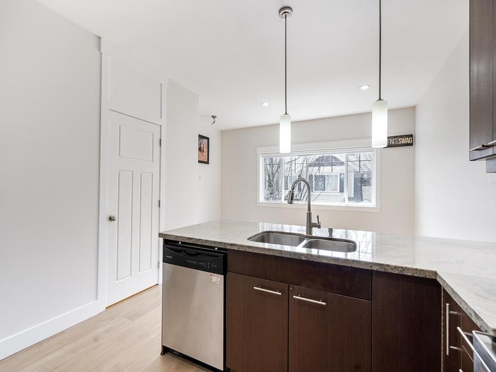 Listing Image for R3077067