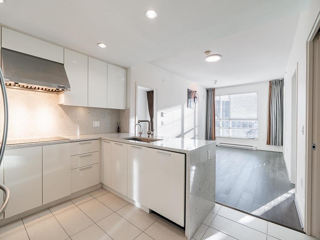 Listing Image for R3077076