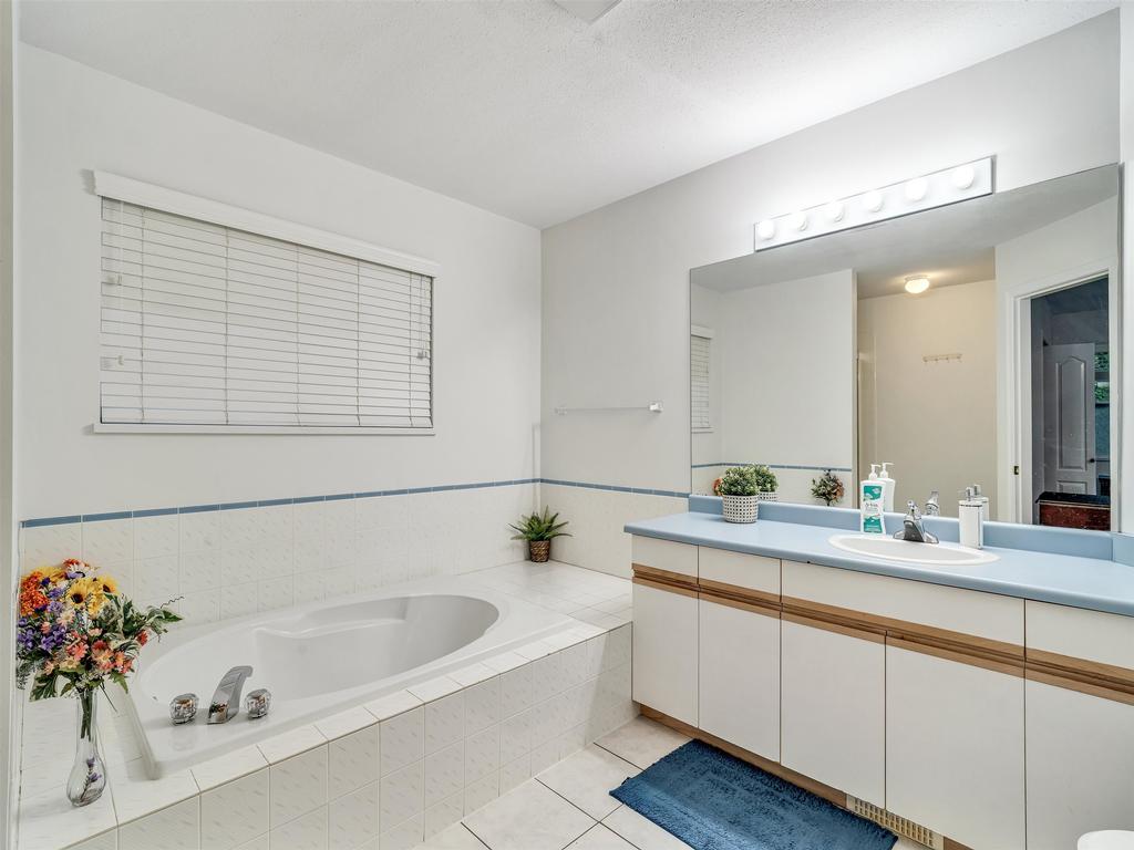 Listing Image for R3077082