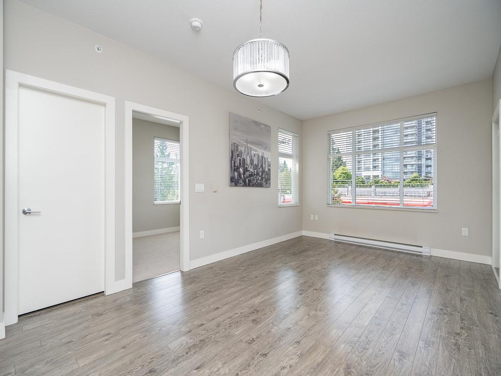 Listing Image for R3077124