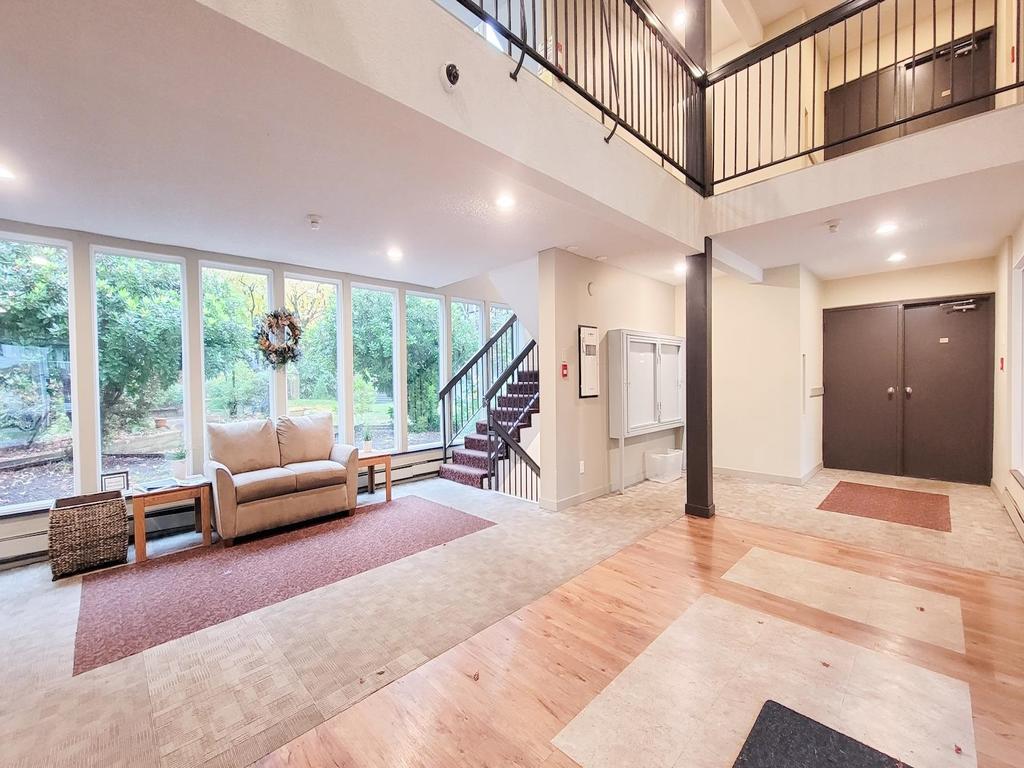 Listing Image for R3077197